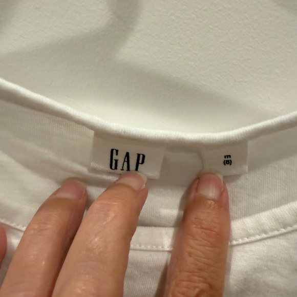 GAP White Eyelet Ruffle Blouse - Picture 2 of 4